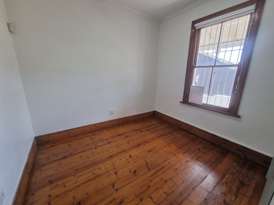 To Let 3 Bedroom Property for Rent in Woodstock Western Cape